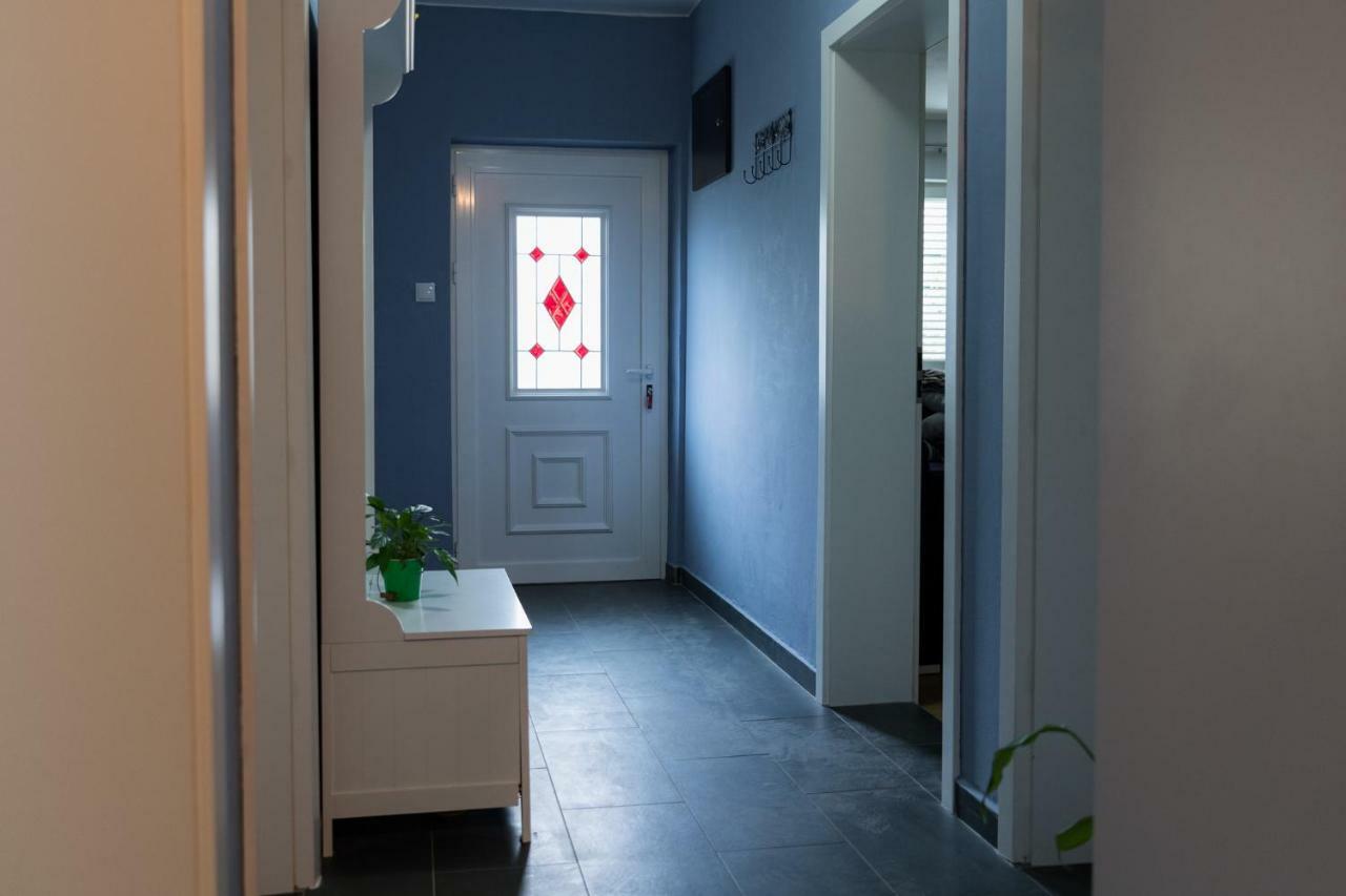 Apartments Mira Biograd Na Moru Luaran gambar
