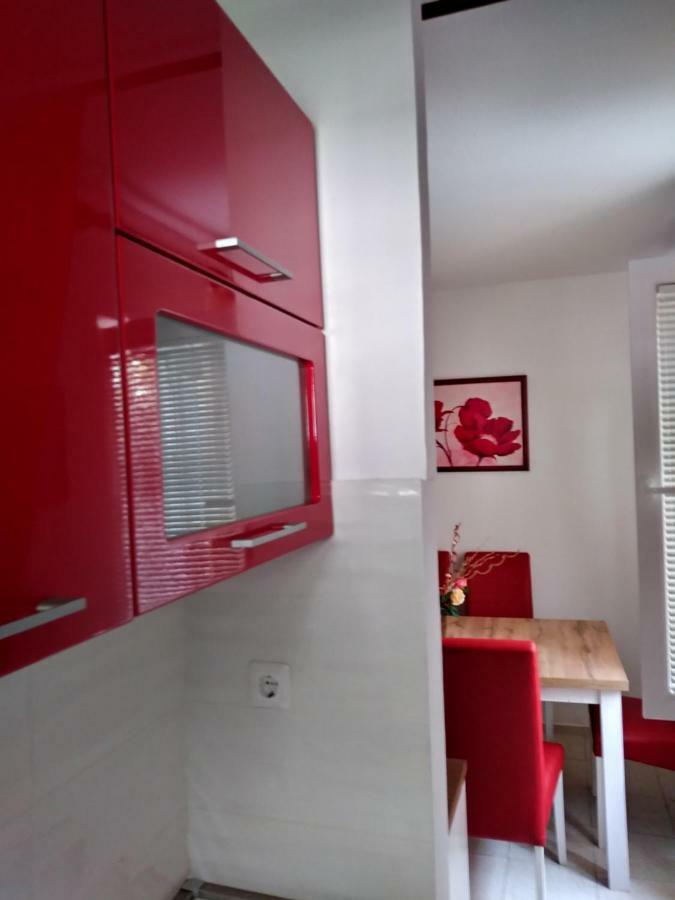 Apartments Mira Biograd Na Moru Luaran gambar