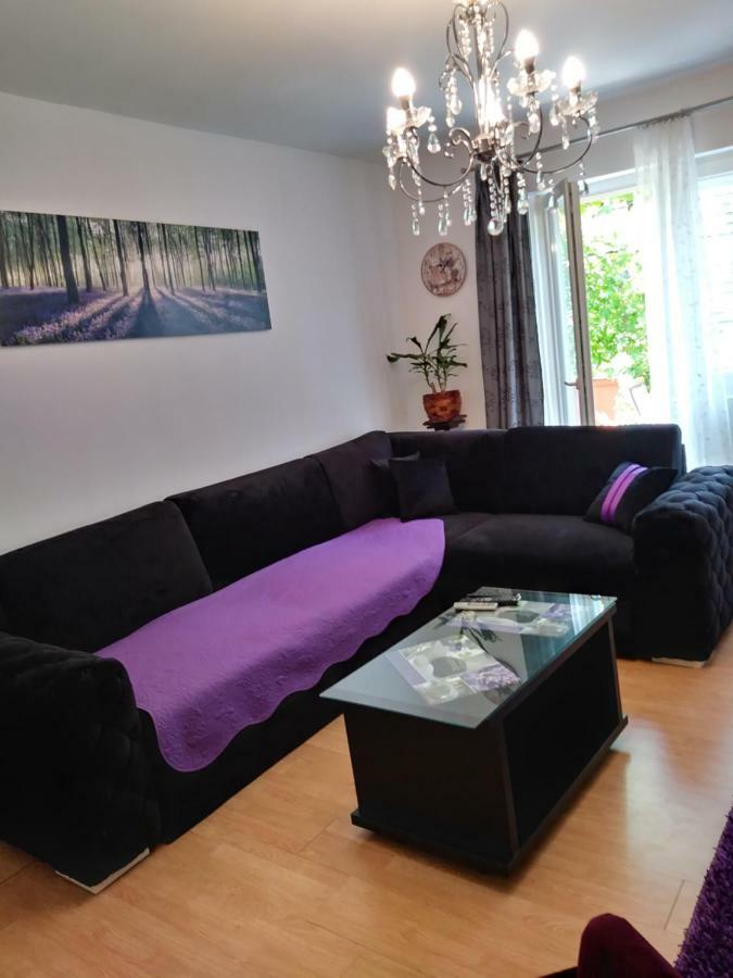 Apartments Mira Biograd Na Moru Luaran gambar